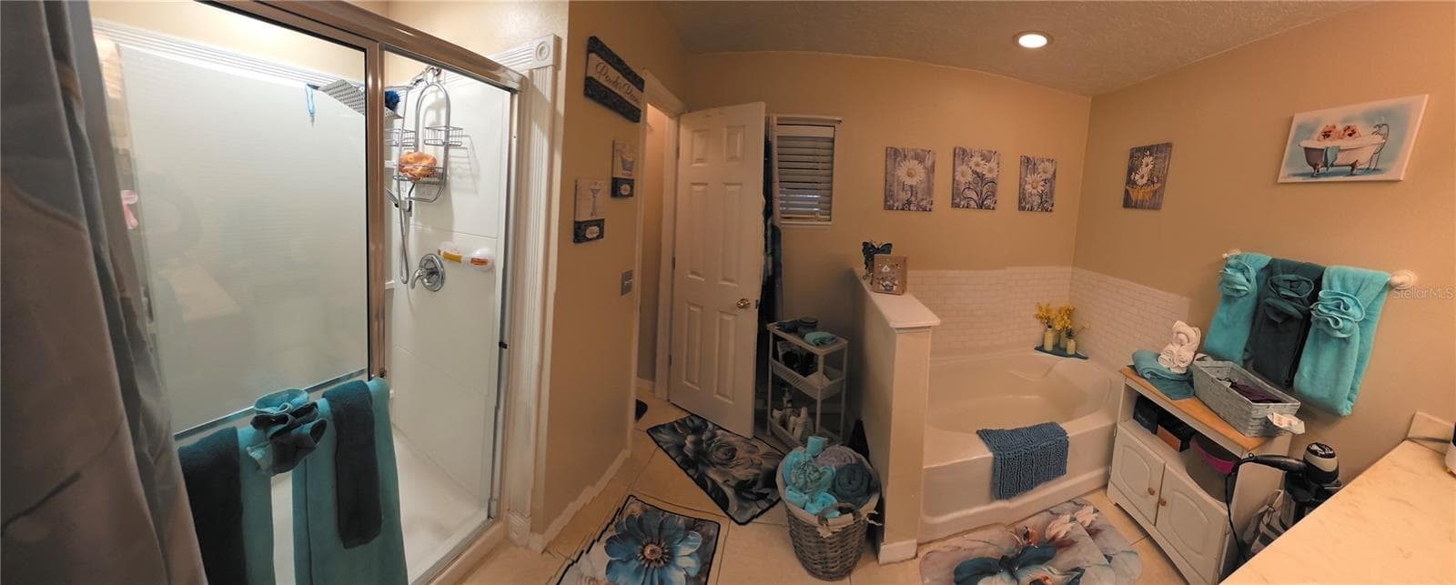 Master Bathroom - 3154 SNOW DR, DELTONA