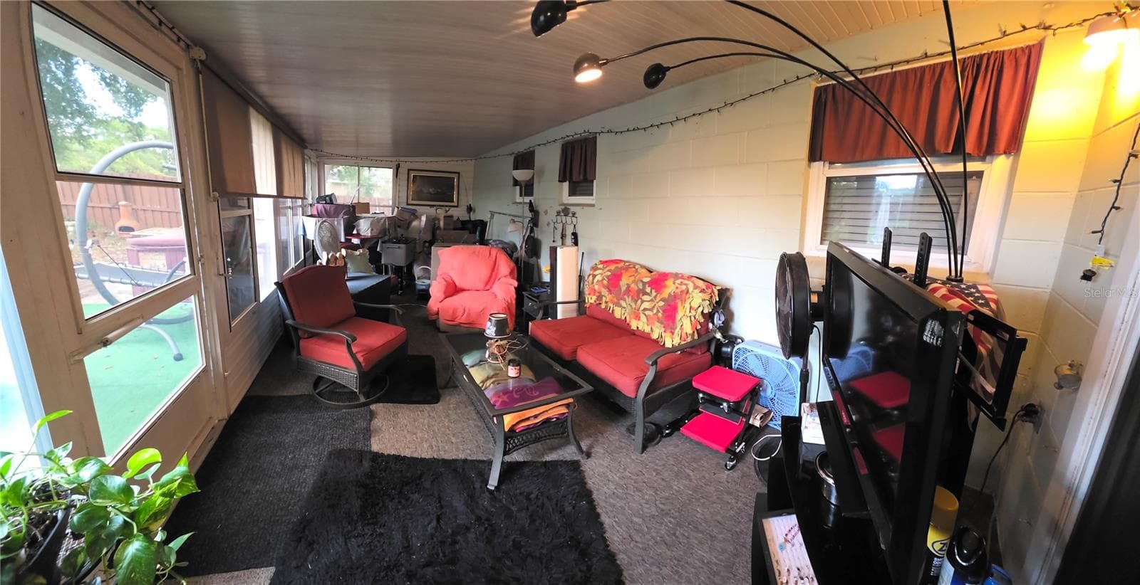 Spacious Enclosed Porch - 3154 SNOW DR, DELTONA