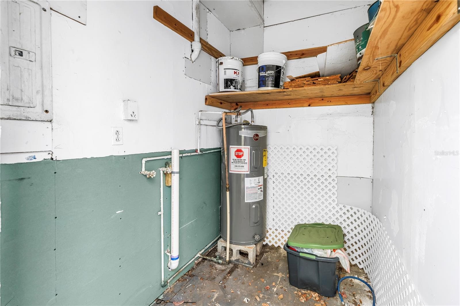 Laundry/Utility Room - 930 ALCAZAR WAY S, ST PETERSBURG
