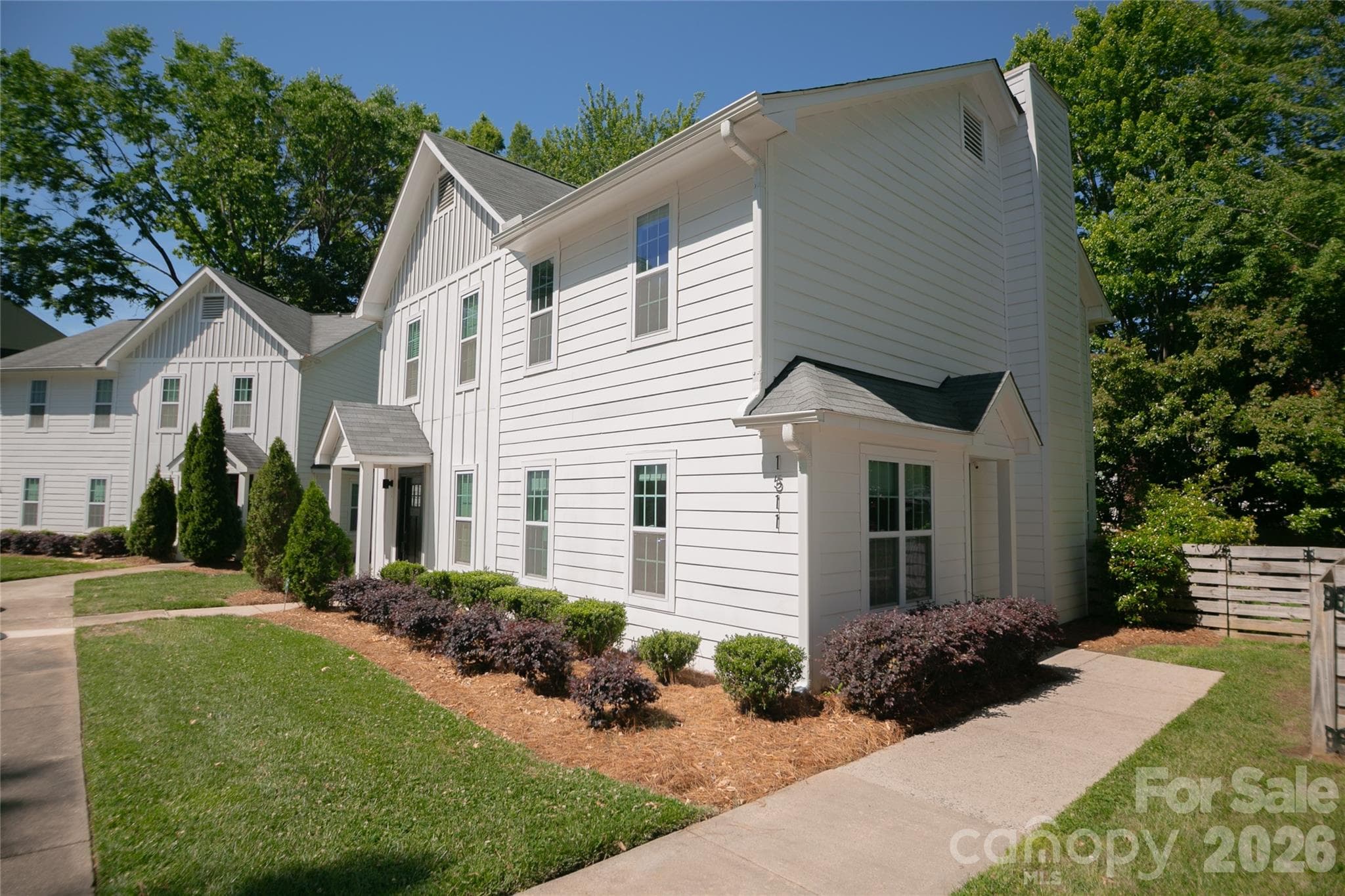 Townhouse at 1511 Briar Creek Road, Charlotte, photo 2 of 27