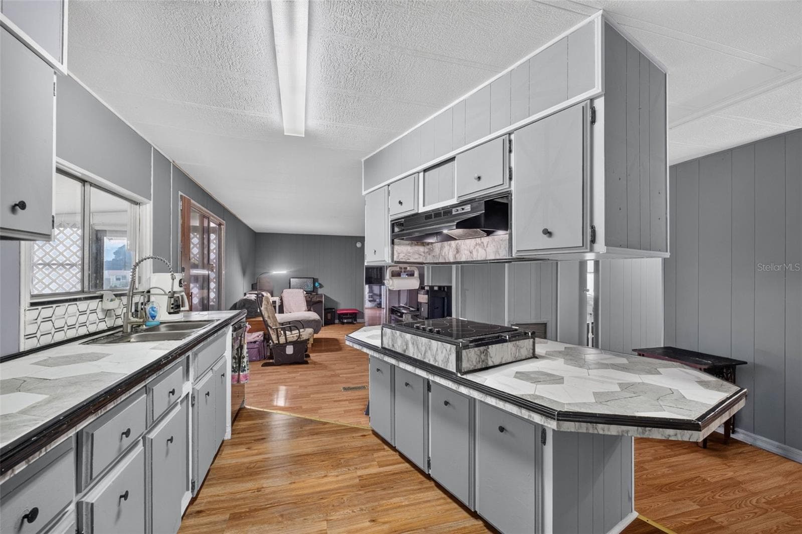 Manufactured Home at 2129 LOIS BLVD, LAKE ALFRED, photo 15 of 60