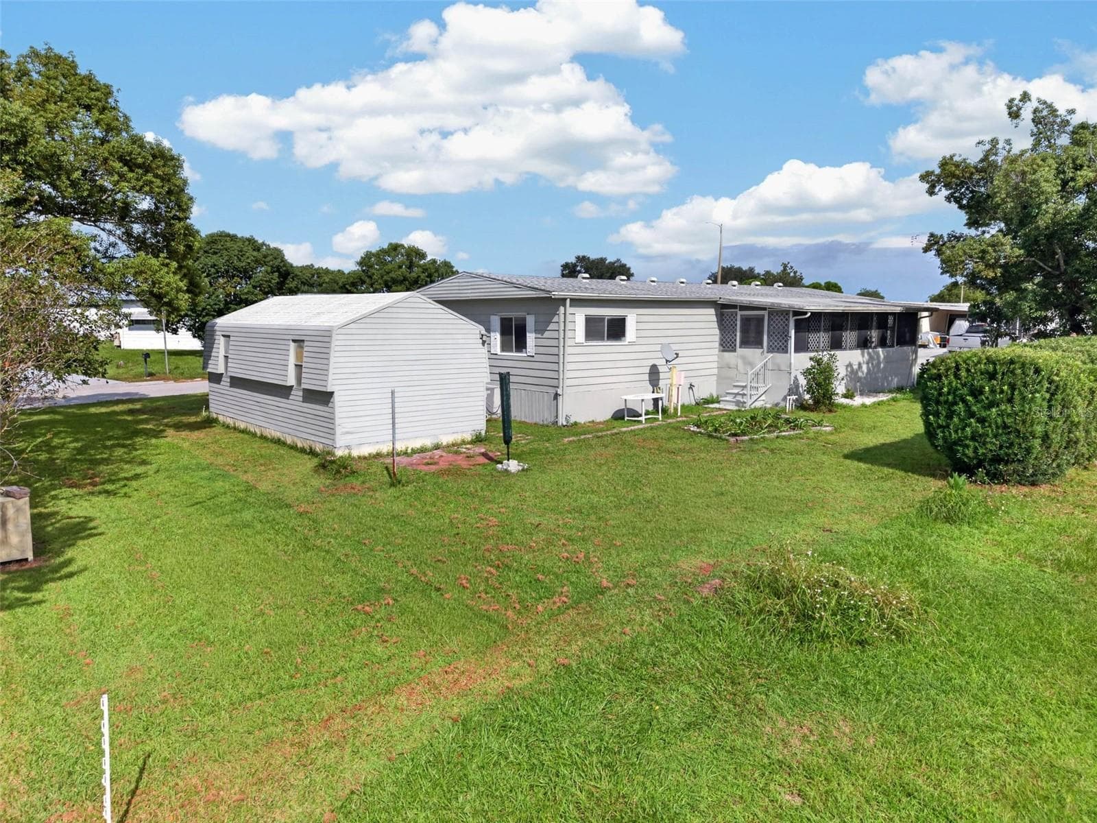 Manufactured Home at 2129 LOIS BLVD, LAKE ALFRED, photo 48 of 60