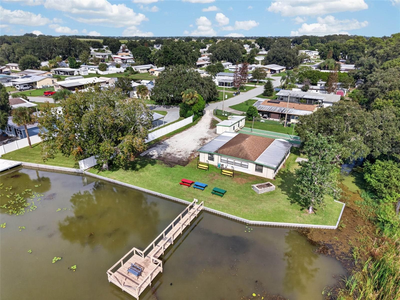 Manufactured Home at 2129 LOIS BLVD, LAKE ALFRED, photo 58 of 60