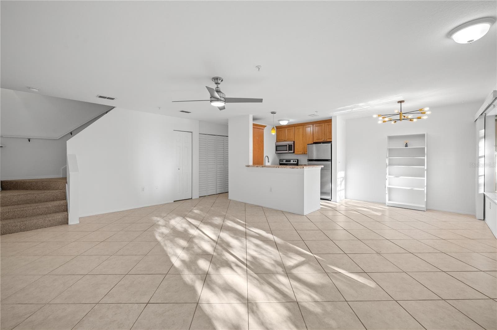 Condominium at 850 S TAMIAMI TRL #530, SARASOTA, photo 11 of 29