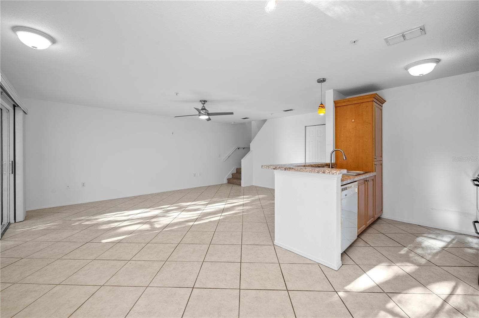Condominium at 850 S TAMIAMI TRL #530, SARASOTA, photo 12 of 29