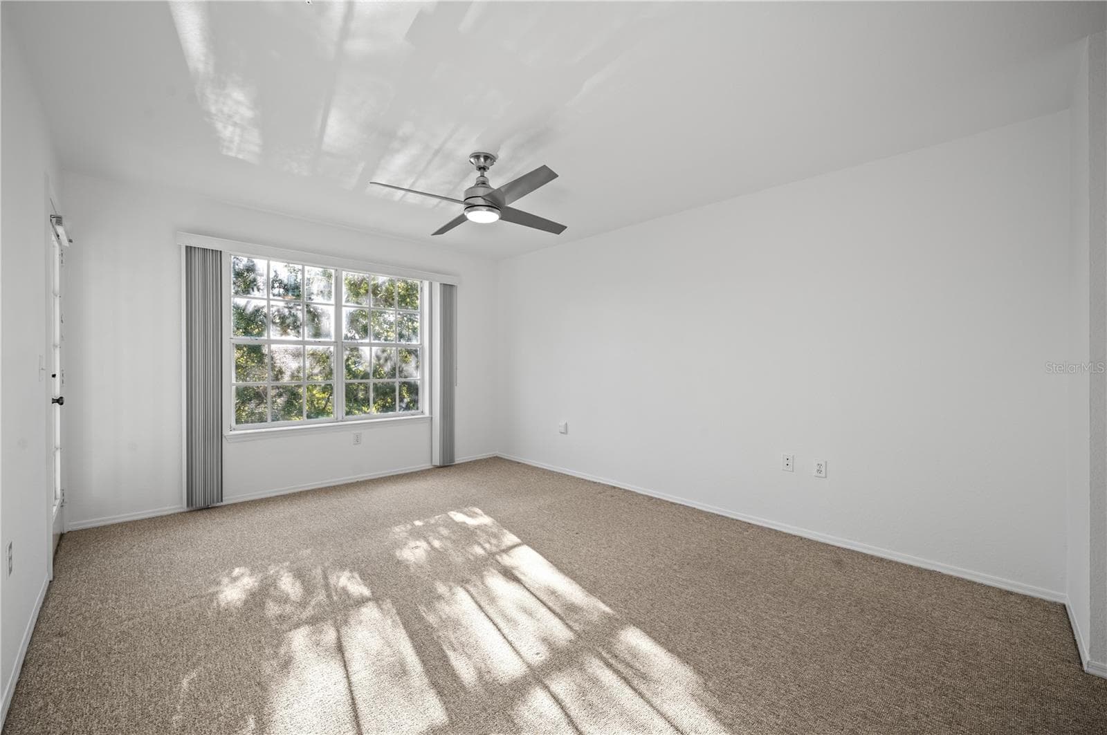 Condominium at 850 S TAMIAMI TRL #530, SARASOTA, photo 18 of 29