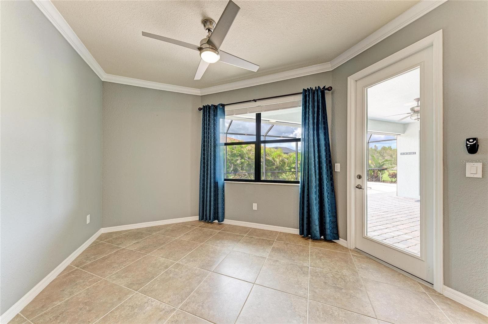 Single Family Residence at 20700 GRANLAGO DR DR, VENICE, photo 21 of 93