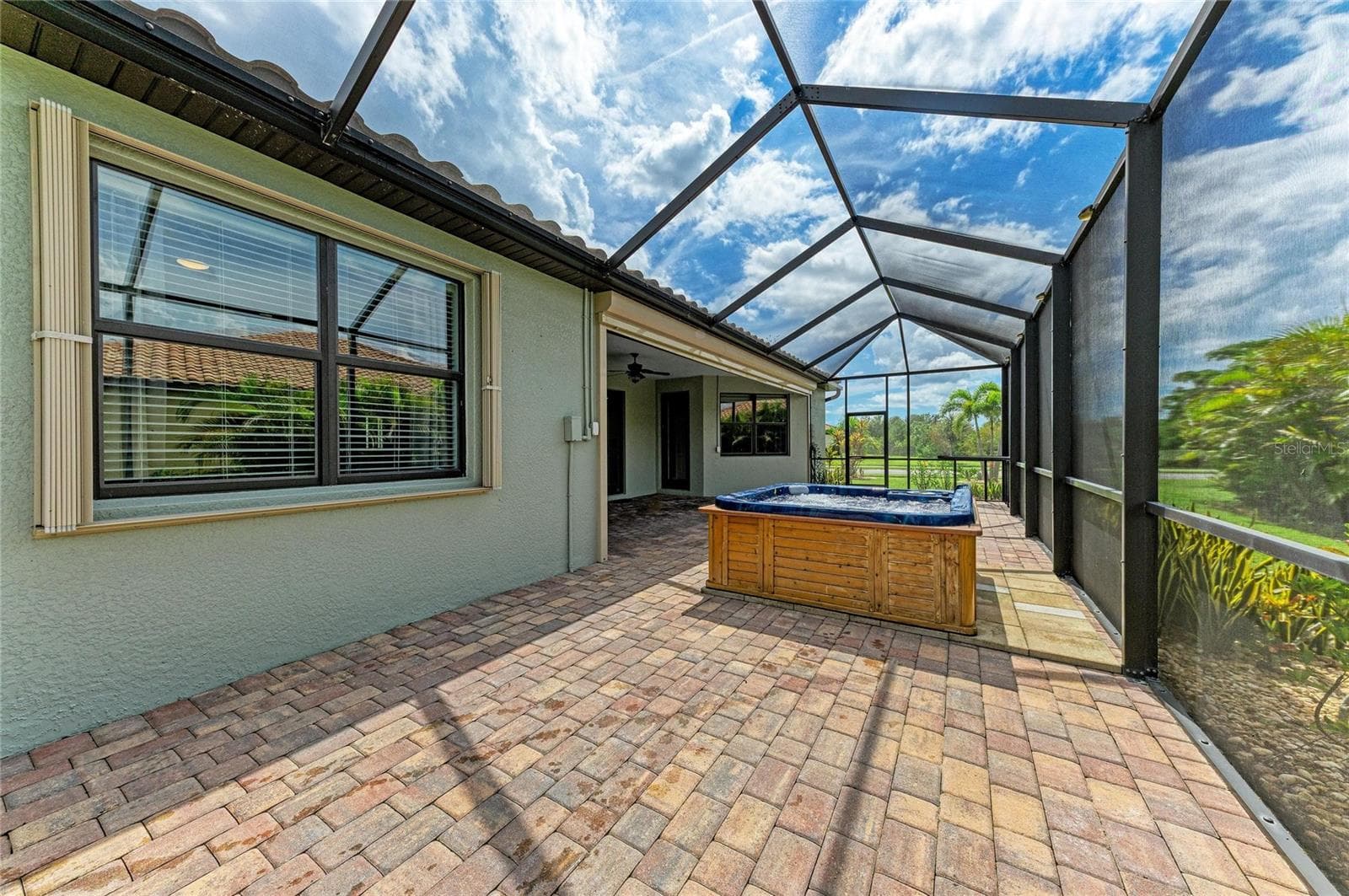 Single Family Residence at 20700 GRANLAGO DR DR, VENICE, photo 53 of 93