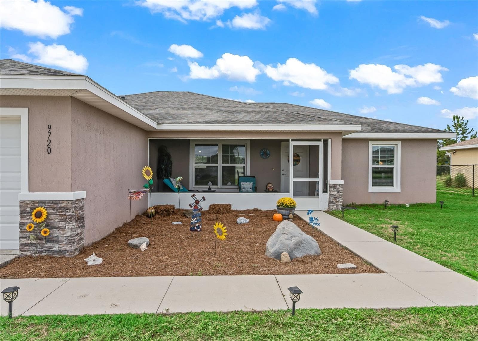 Single Family Residence at 9720 SE 157TH LN, SUMMERFIELD, photo 3 of 37