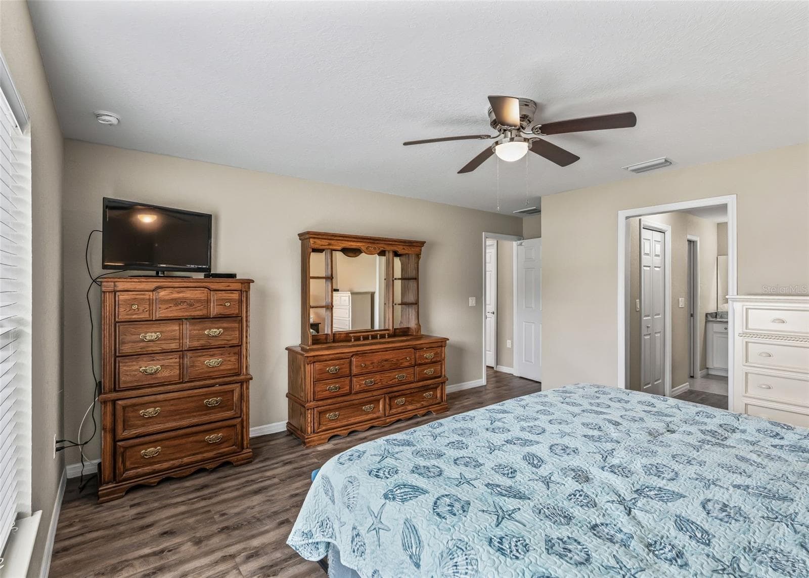 Single Family Residence at 9720 SE 157TH LN, SUMMERFIELD, photo 18 of 37
