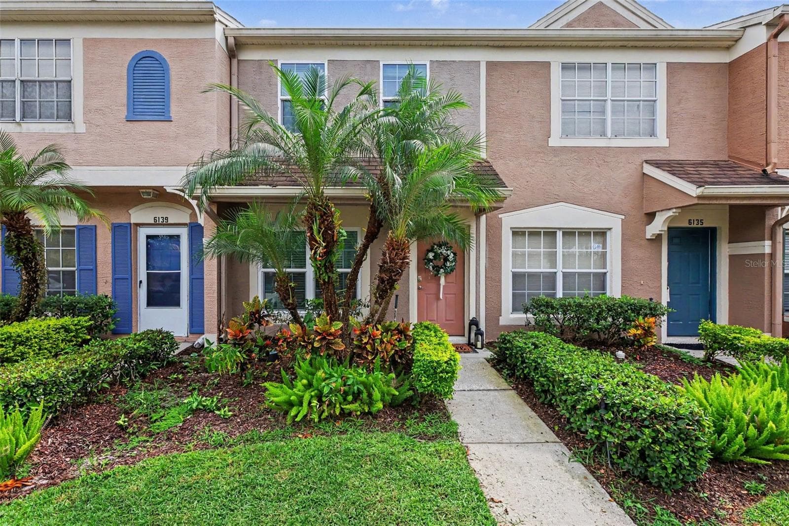 Townhouse at 6137 BAYSIDE KEY DR, TAMPA, photo 4 of 34