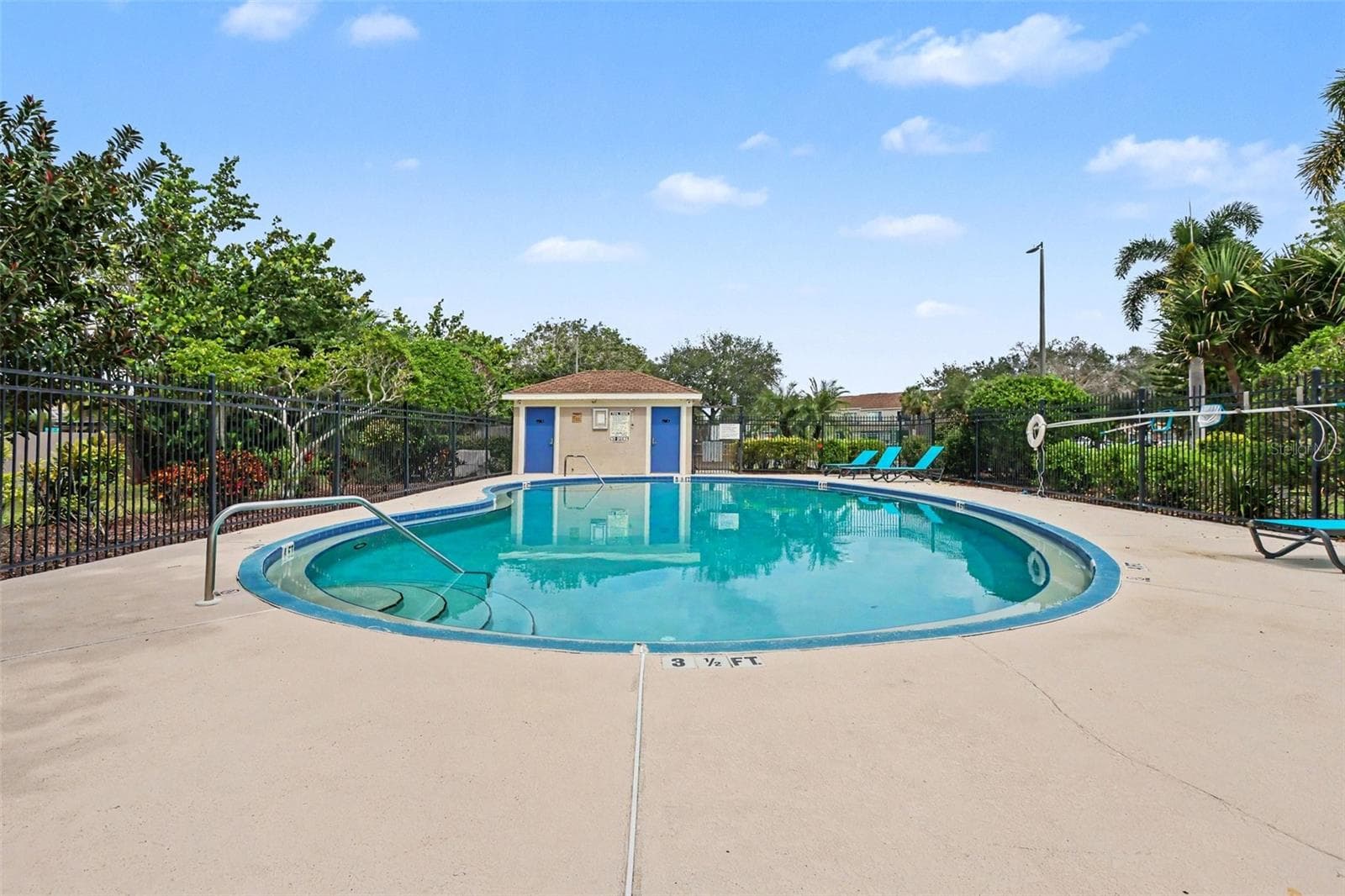 Townhouse at 6137 BAYSIDE KEY DR, TAMPA, photo 32 of 34