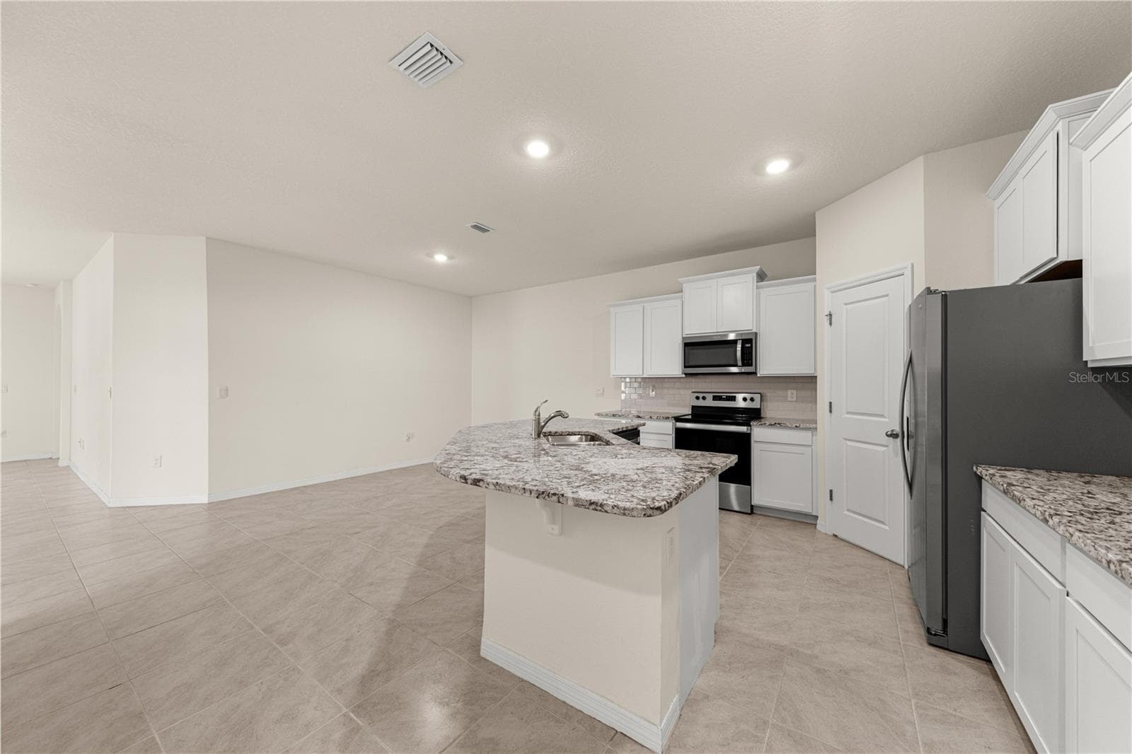 Villa at 5365 NW 46TH LANE RD, OCALA, photo 15 of 51