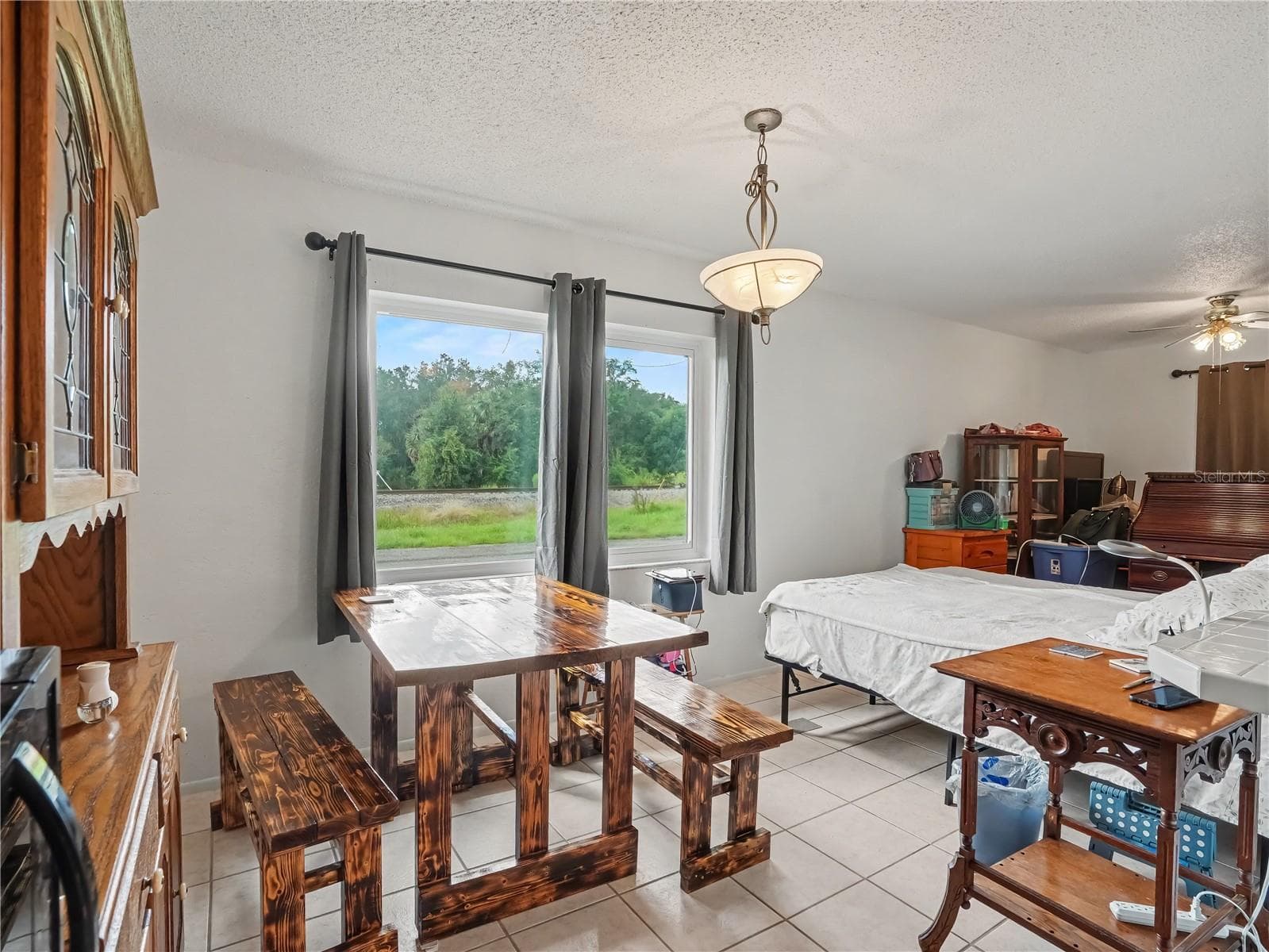 Single Family Residence at 6655 MERLE ST, BRADLEY, photo 6 of 22