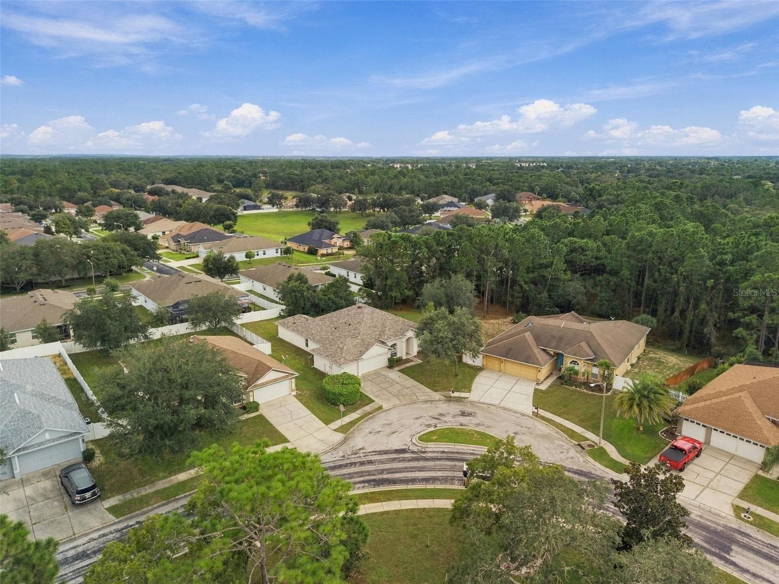 Single Family Residence at 5701 BRACKENWOOD DR, SPRING HILL, photo 4 of 76