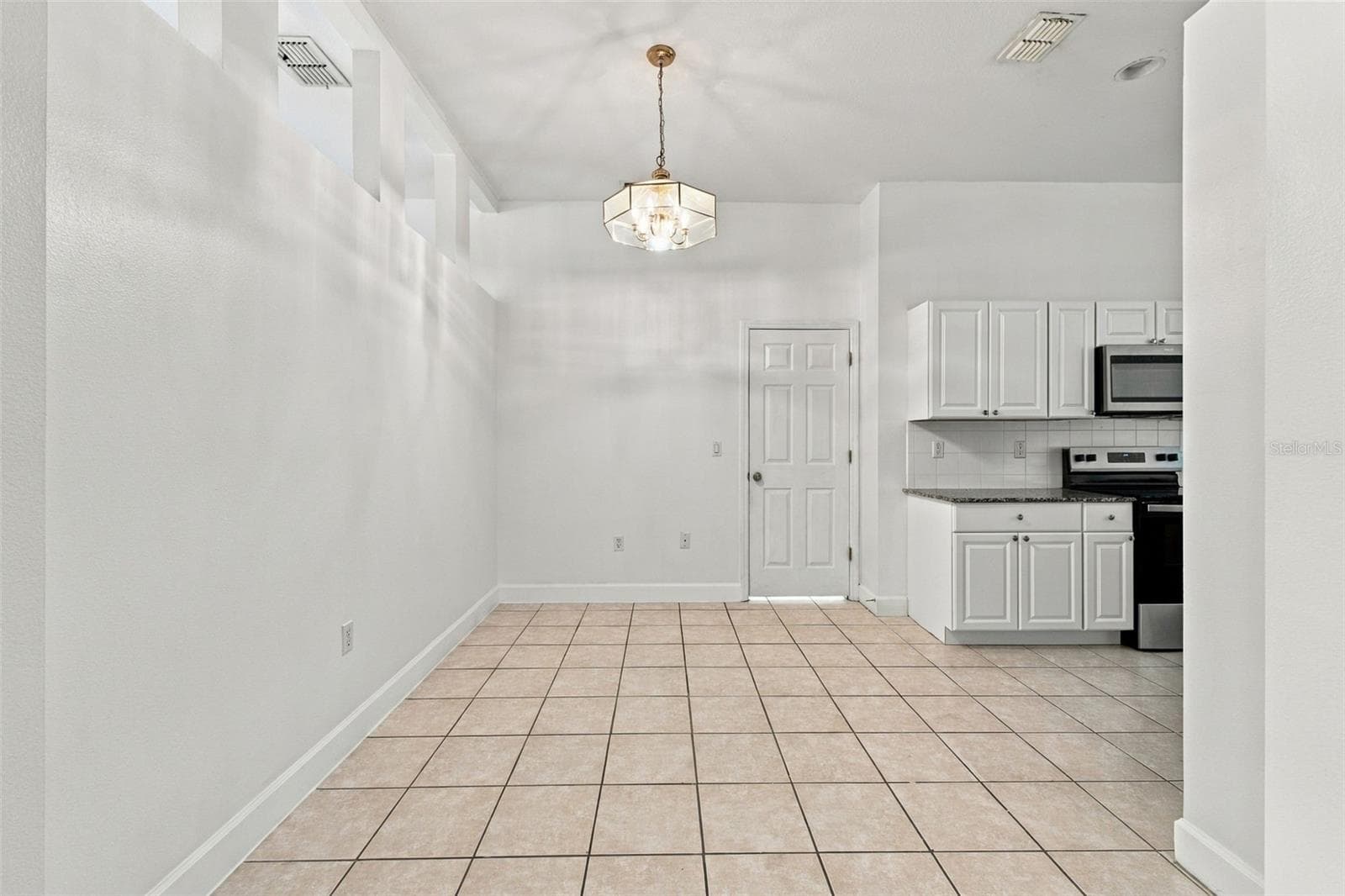 Single Family Residence at 5701 BRACKENWOOD DR, SPRING HILL, photo 29 of 76