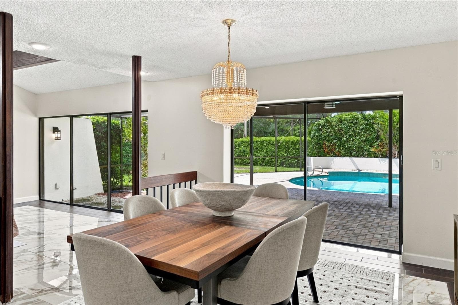 Dining Room Plenty of Room for the Whole Family - 2924 TORREY PINES CT, CLEARWATER