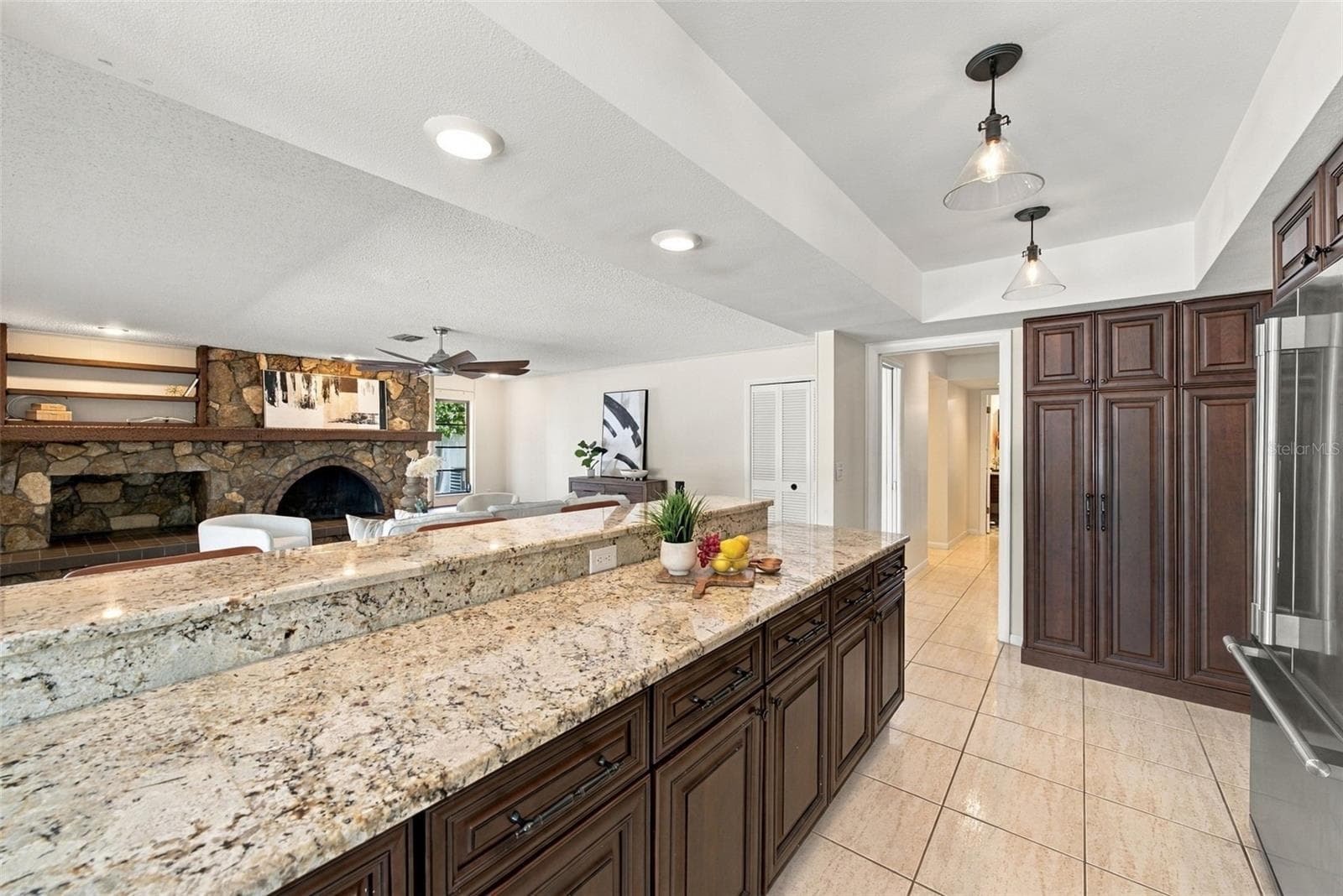 Loads Of Prep Space for Your Great Parties. - 2924 TORREY PINES CT, CLEARWATER