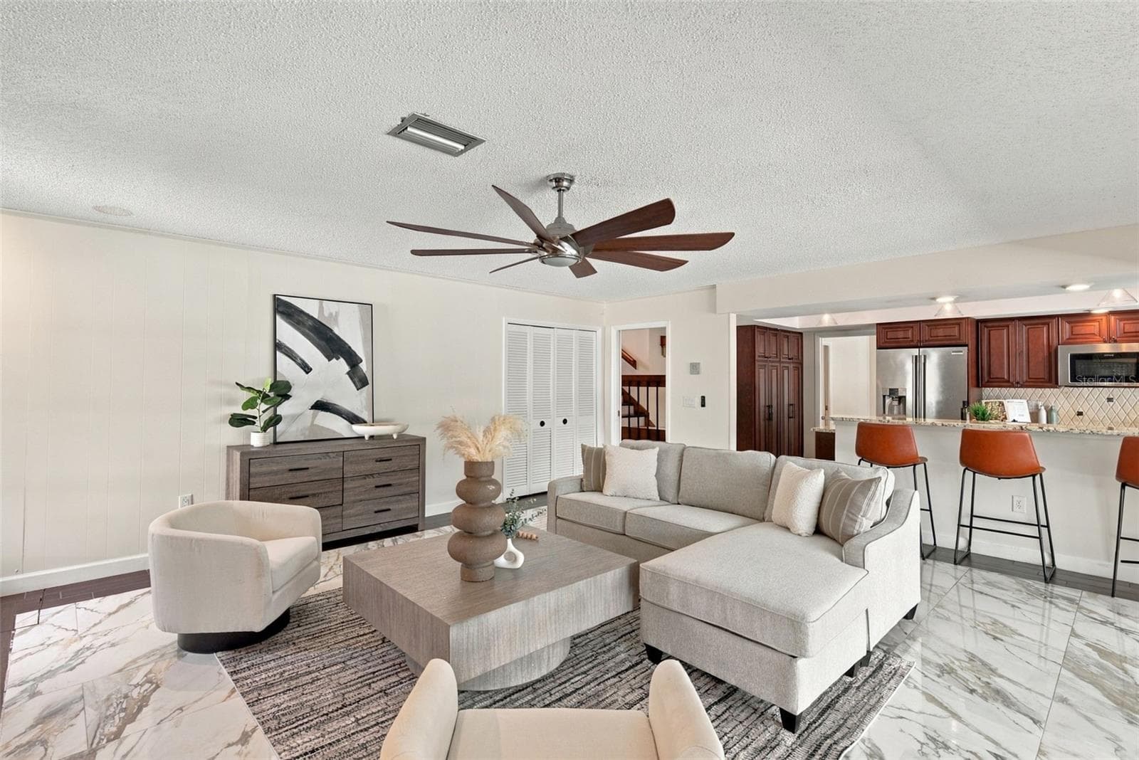 Living Room - 2924 TORREY PINES CT, CLEARWATER