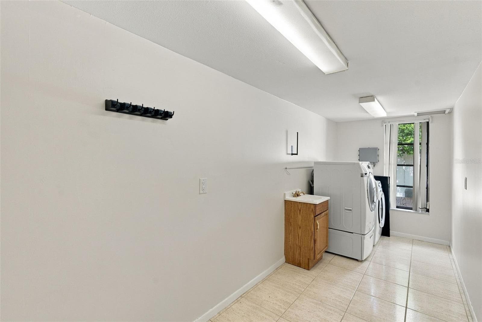 Laundry Room, Yes Lots Of Space - 2924 TORREY PINES CT, CLEARWATER