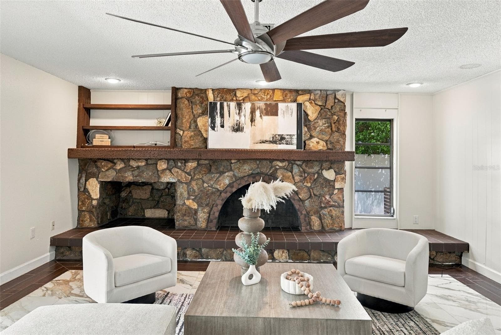 Living Room - 2924 TORREY PINES CT, CLEARWATER