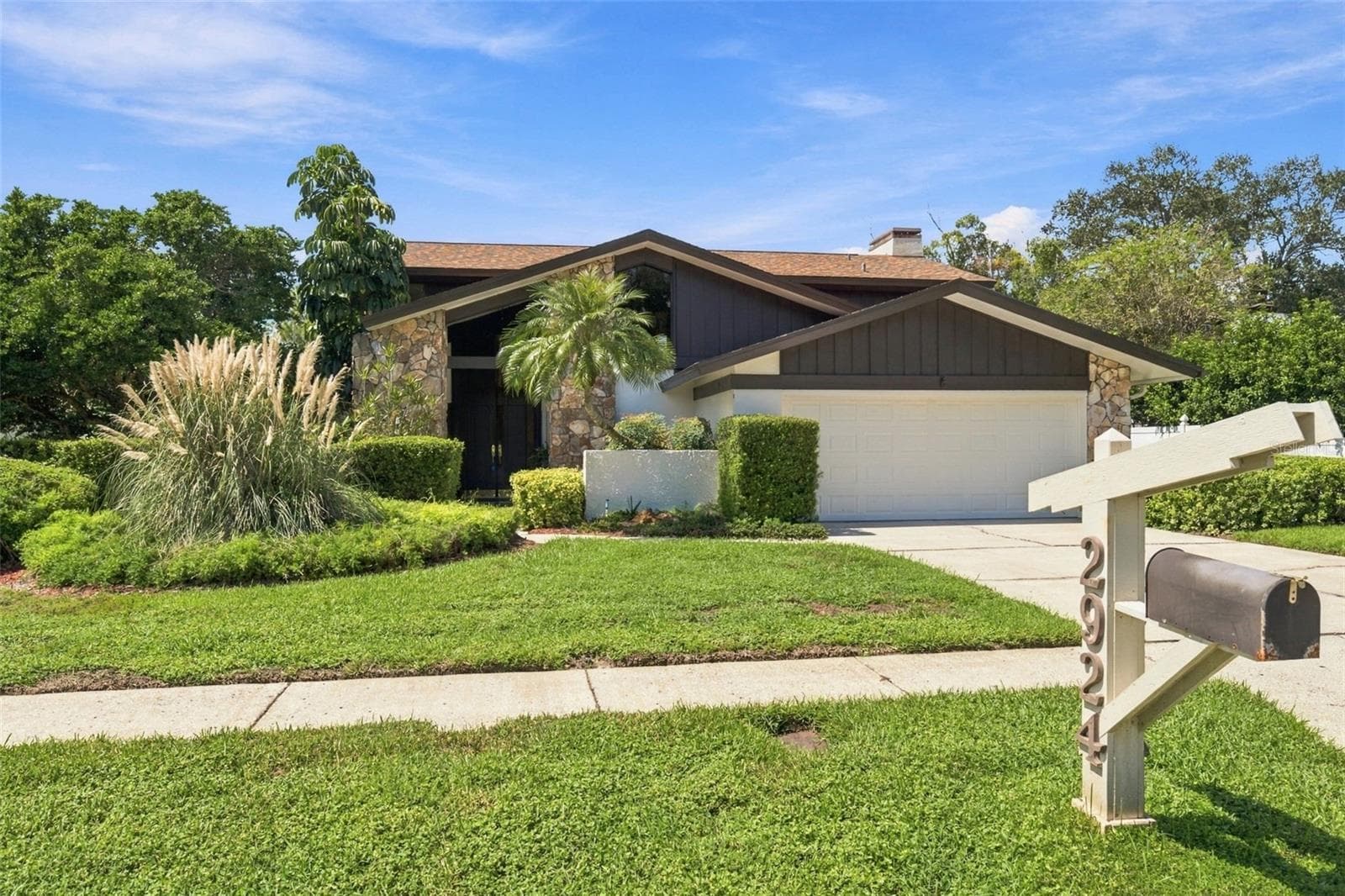 Single Family Residence at 2924 TORREY PINES CT, CLEARWATER, photo 56 of 69