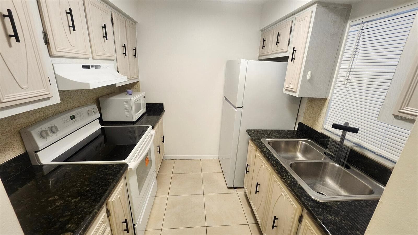 Condominium at 3147 29TH AVE N #203, ST PETERSBURG, photo 3 of 15