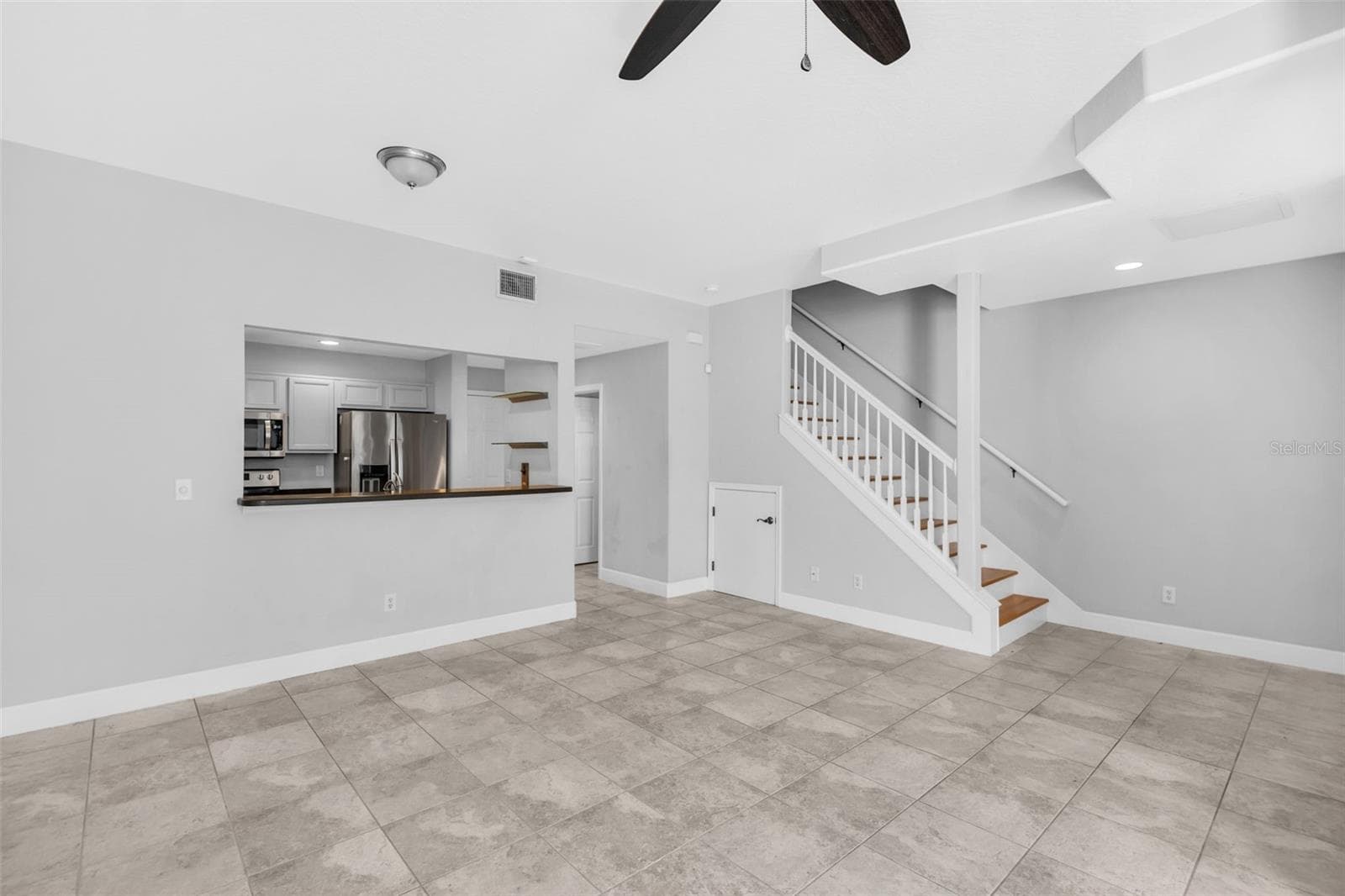 Townhouse at 660 DELMAR TER S, ST PETERSBURG, photo 17 of 77