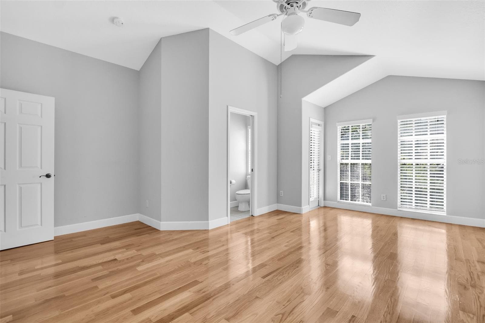 Townhouse at 660 DELMAR TER S, ST PETERSBURG, photo 25 of 77