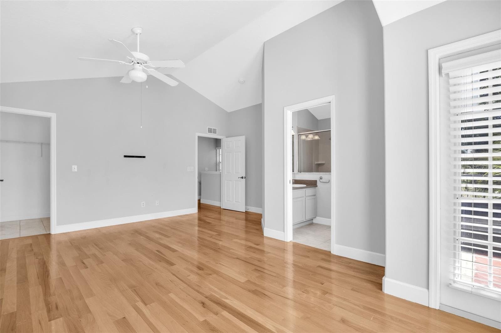 Townhouse at 660 DELMAR TER S, ST PETERSBURG, photo 26 of 77