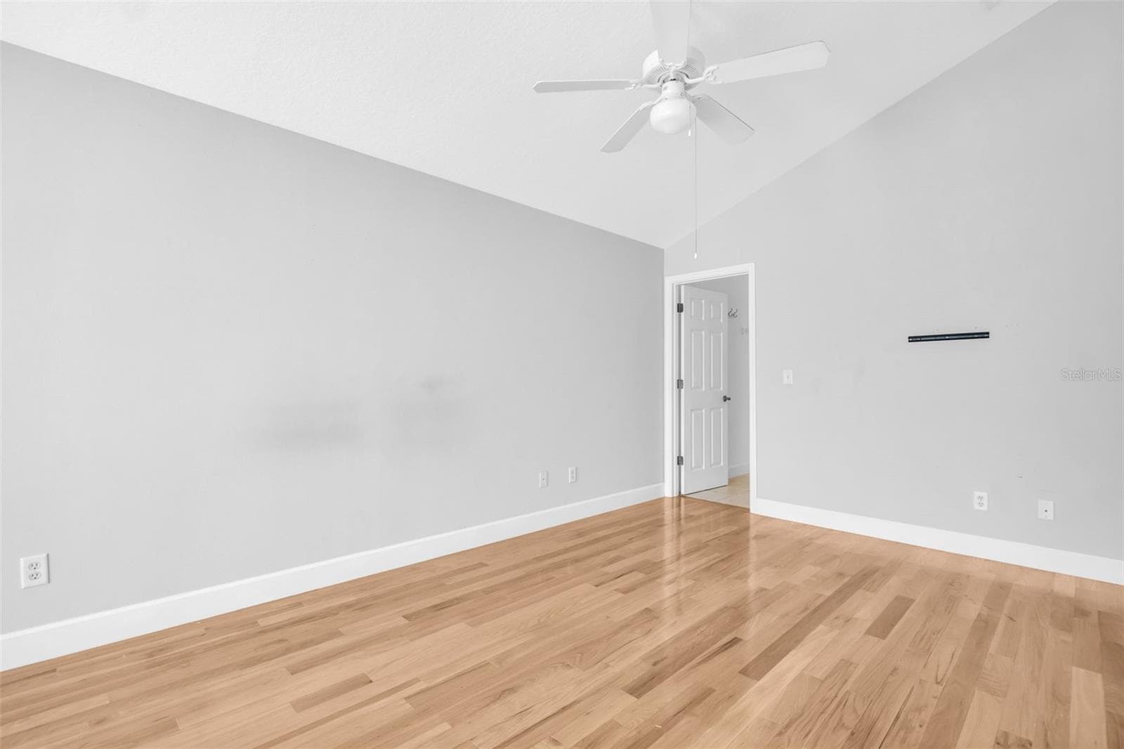 Townhouse at 660 DELMAR TER S, ST PETERSBURG, photo 27 of 77