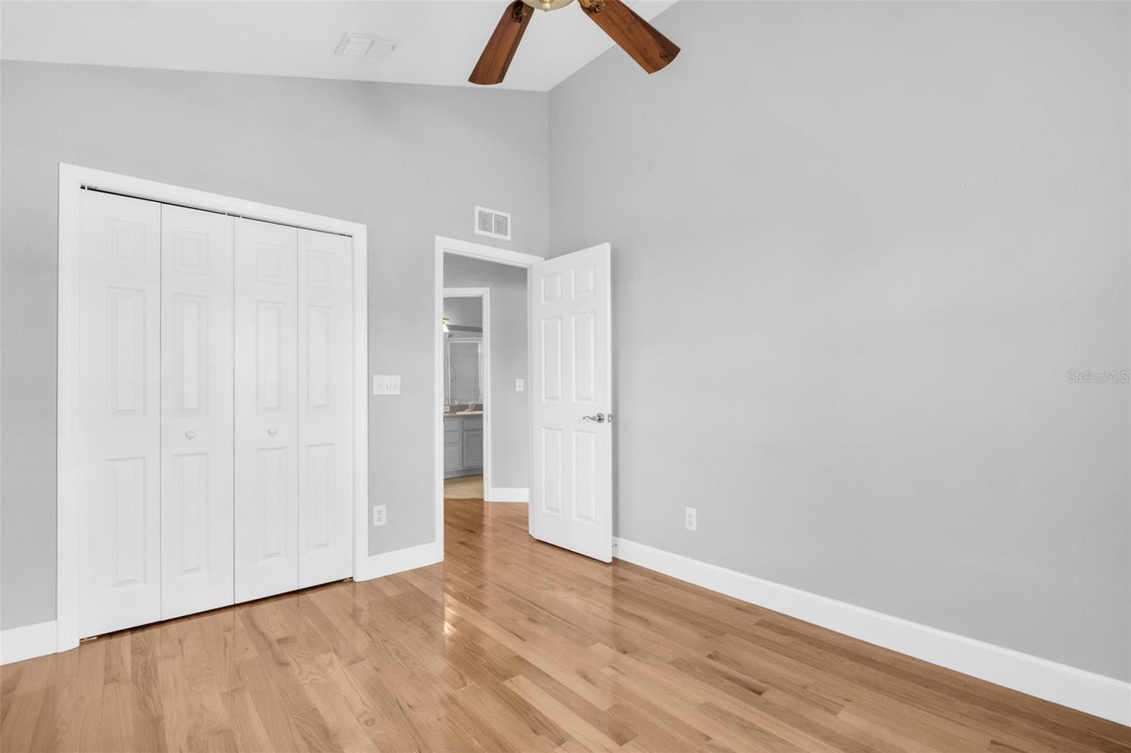 Townhouse at 660 DELMAR TER S, ST PETERSBURG, photo 46 of 77