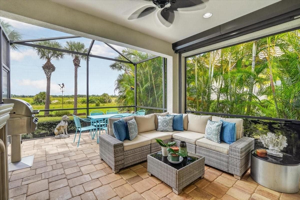 Lanai With Peaceful View - 11241 MCDERMOTT CT, ENGLEWOOD