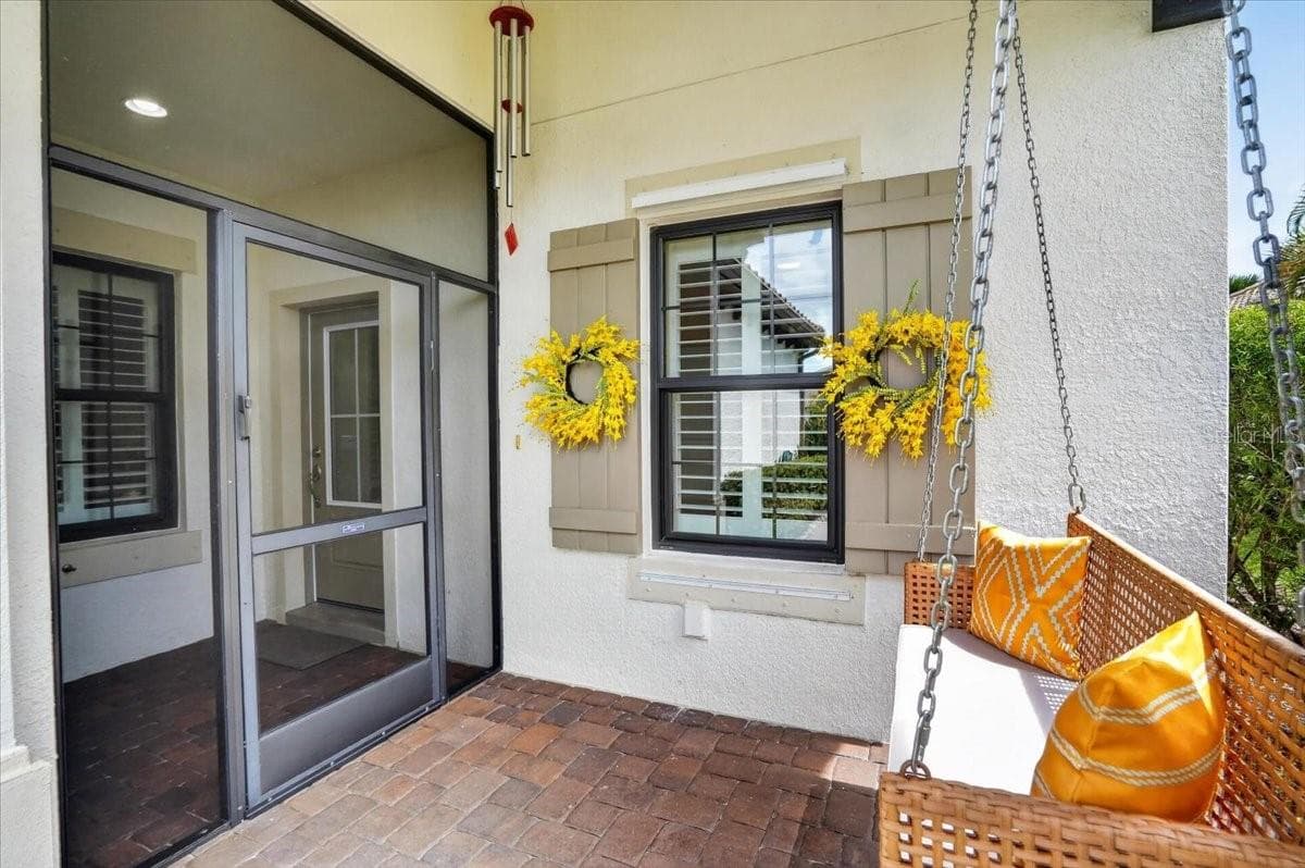 Swing on Entrance - 11241 MCDERMOTT CT, ENGLEWOOD