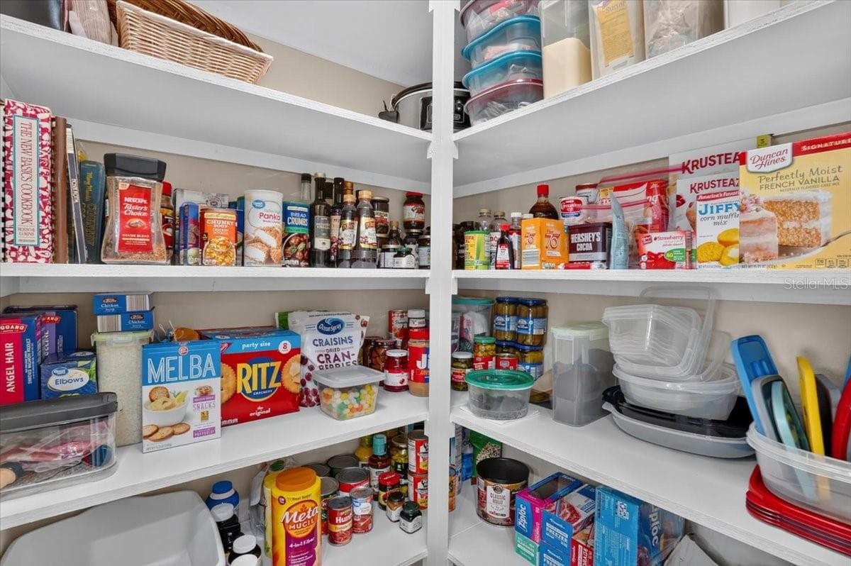 Custom Pantry with Built-Ins - 11241 MCDERMOTT CT, ENGLEWOOD