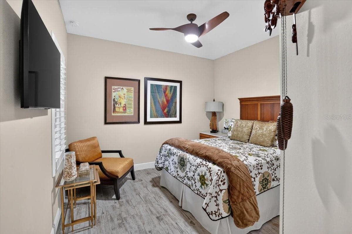 Guest Bedroom - 11241 MCDERMOTT CT, ENGLEWOOD