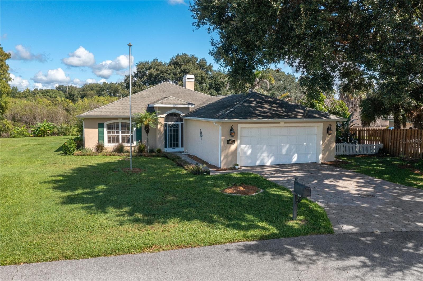 Single Family Residence at 1475 GRAND CAYMAN CIR, WINTER HAVEN, photo 2 of 59