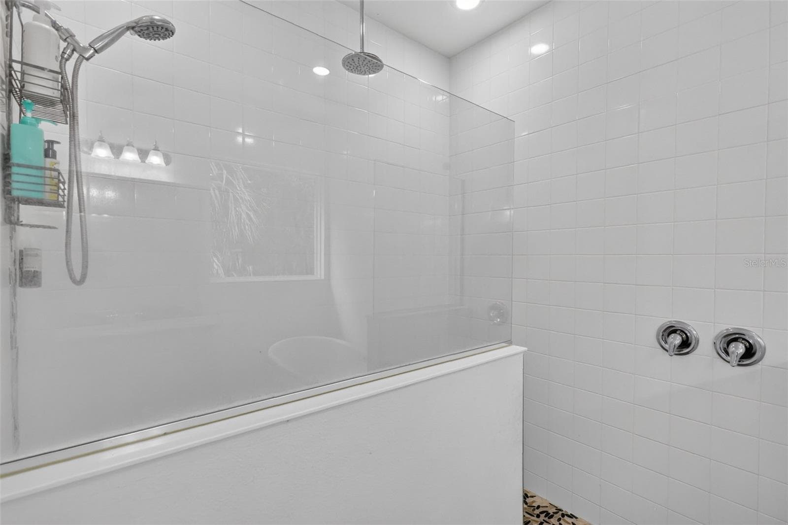 Single Family Residence at 30308 ISLAND CLUB DR, TAVARES, photo 29 of 44