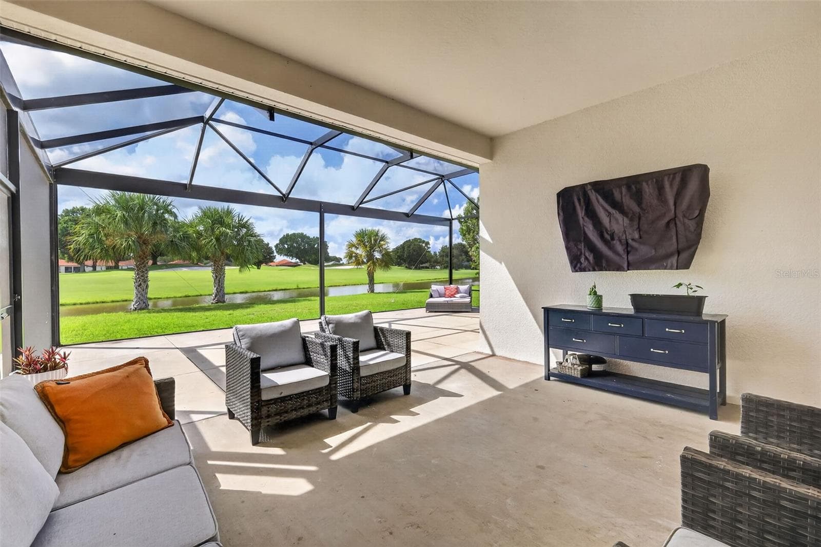 Single Family Residence at 30308 ISLAND CLUB DR, TAVARES, photo 38 of 44