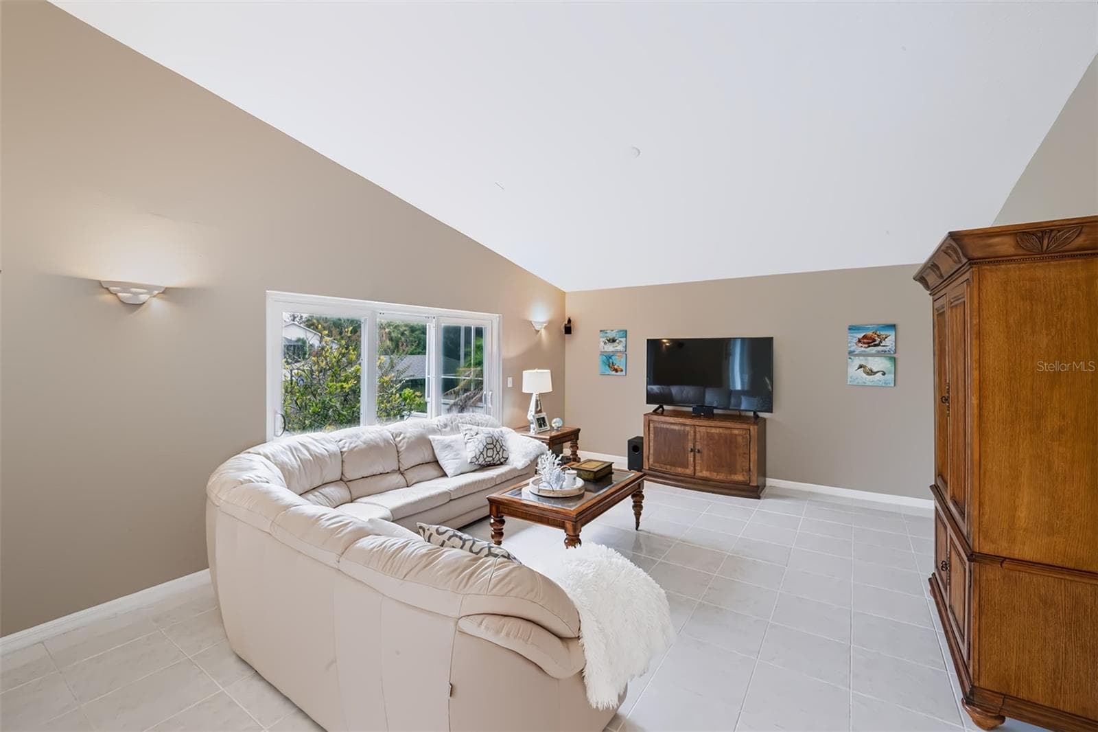Single Family Residence at 8 COLLEEN CT, PALM COAST, photo 8 of 56