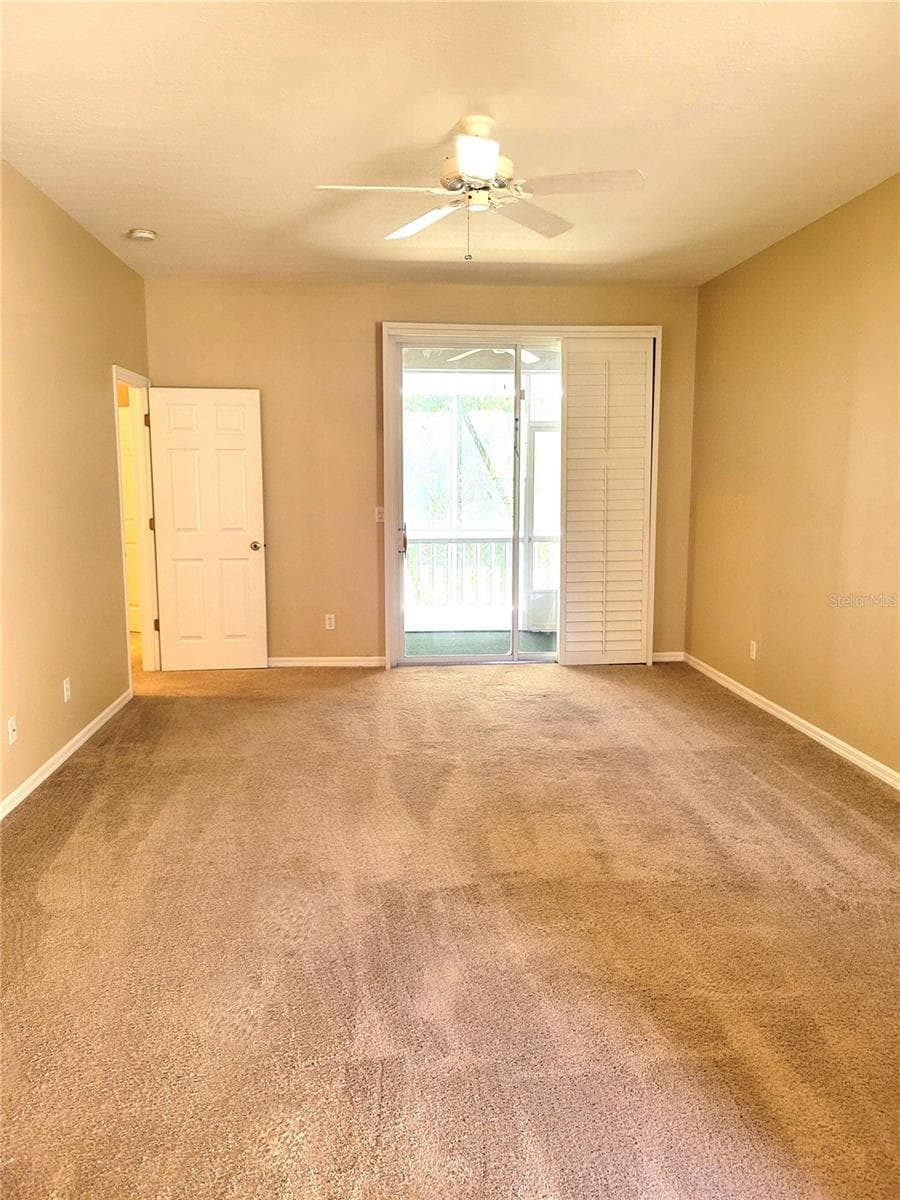 Living Room/Primary on Left - 4343 LAKESHORE DR, PALM HARBOR