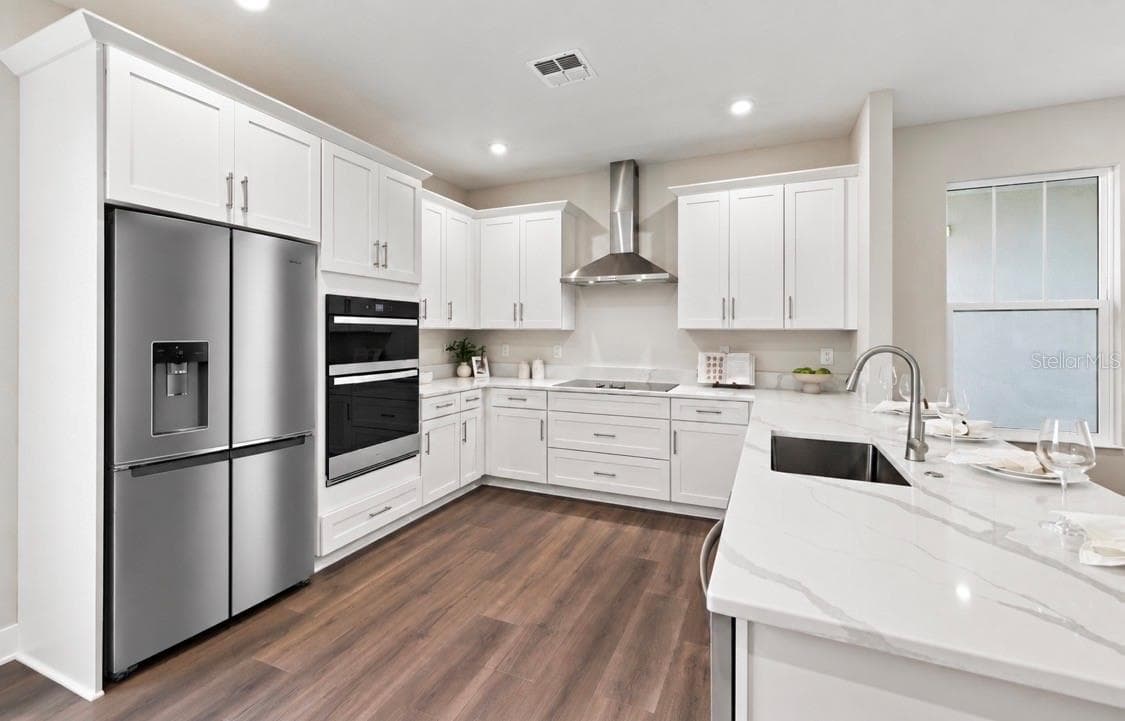 Single Family Residence at 5633 DARTMOUTH AVE N, ST PETERSBURG, photo 11 of 44
