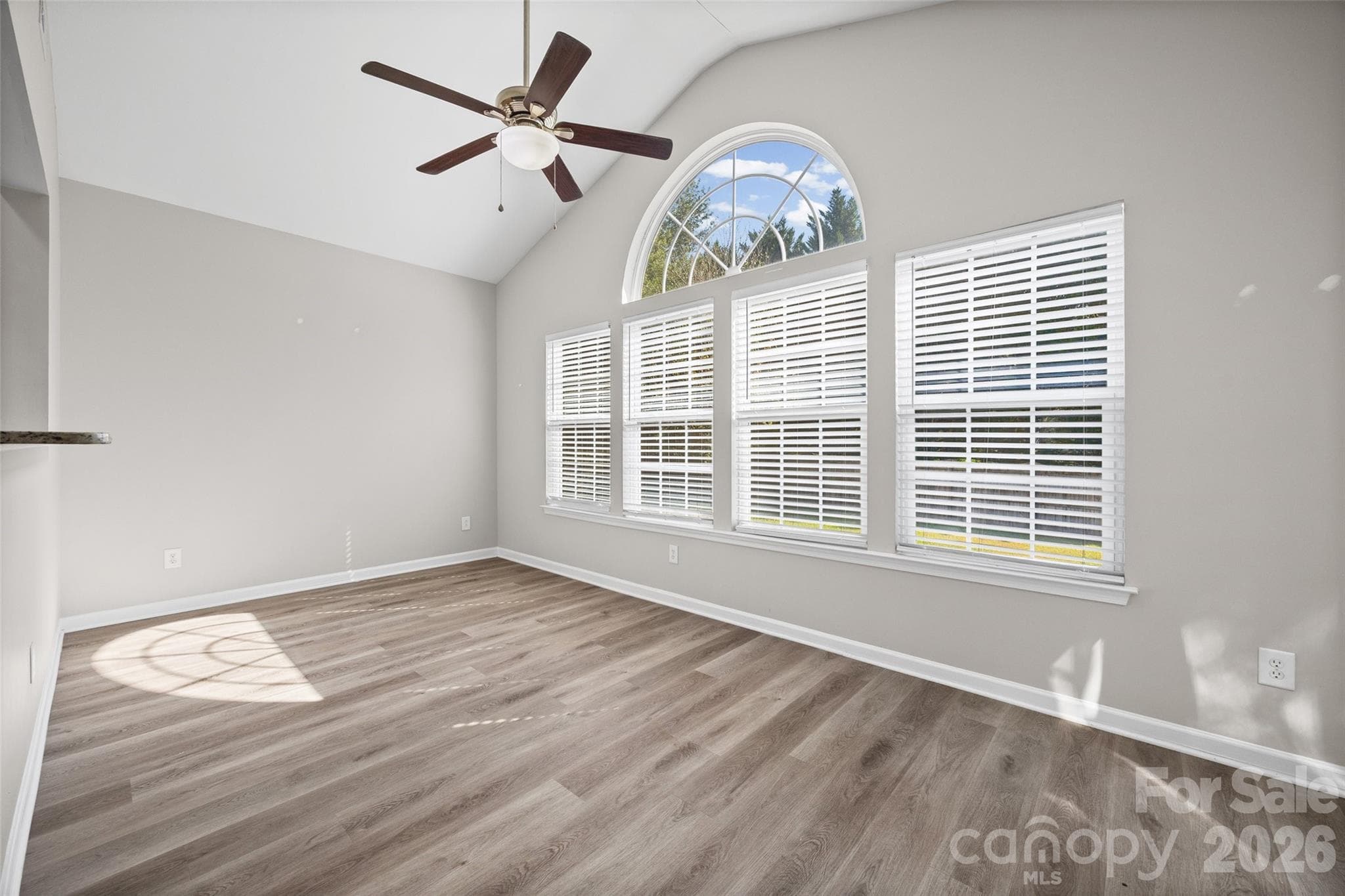 Single Family Residence at 322 Lorraine Road, Fort Mill, photo 19 of 42