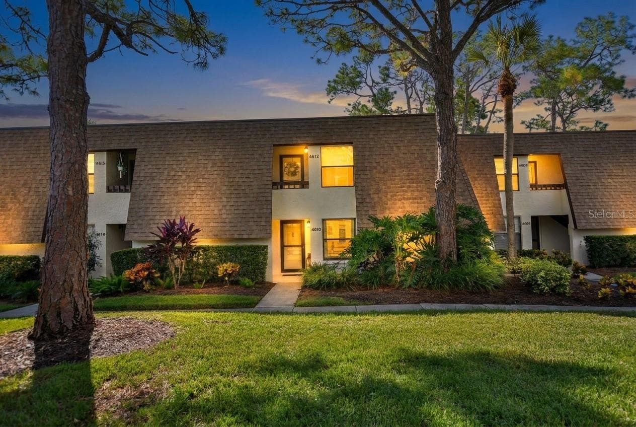 Condominium at 4610 RINGWOOD MDW #17, SARASOTA, photo 5 of 35