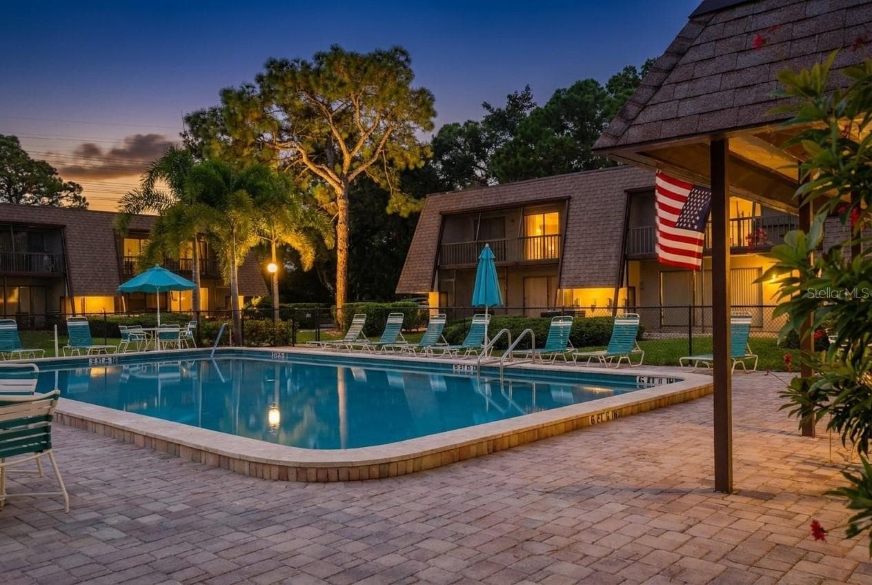 Condominium at 4610 RINGWOOD MDW #17, SARASOTA, photo 32 of 35