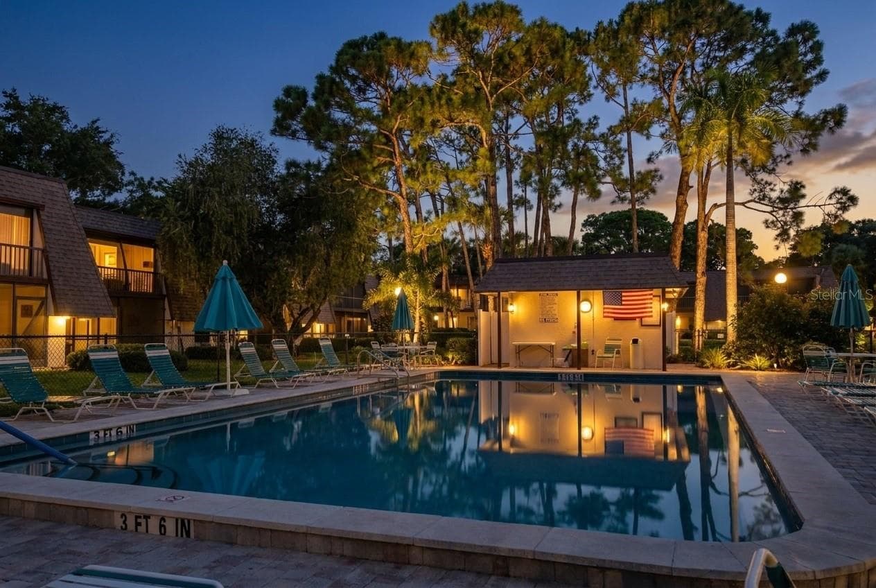 Condominium at 4610 RINGWOOD MDW #17, SARASOTA, photo 28 of 35