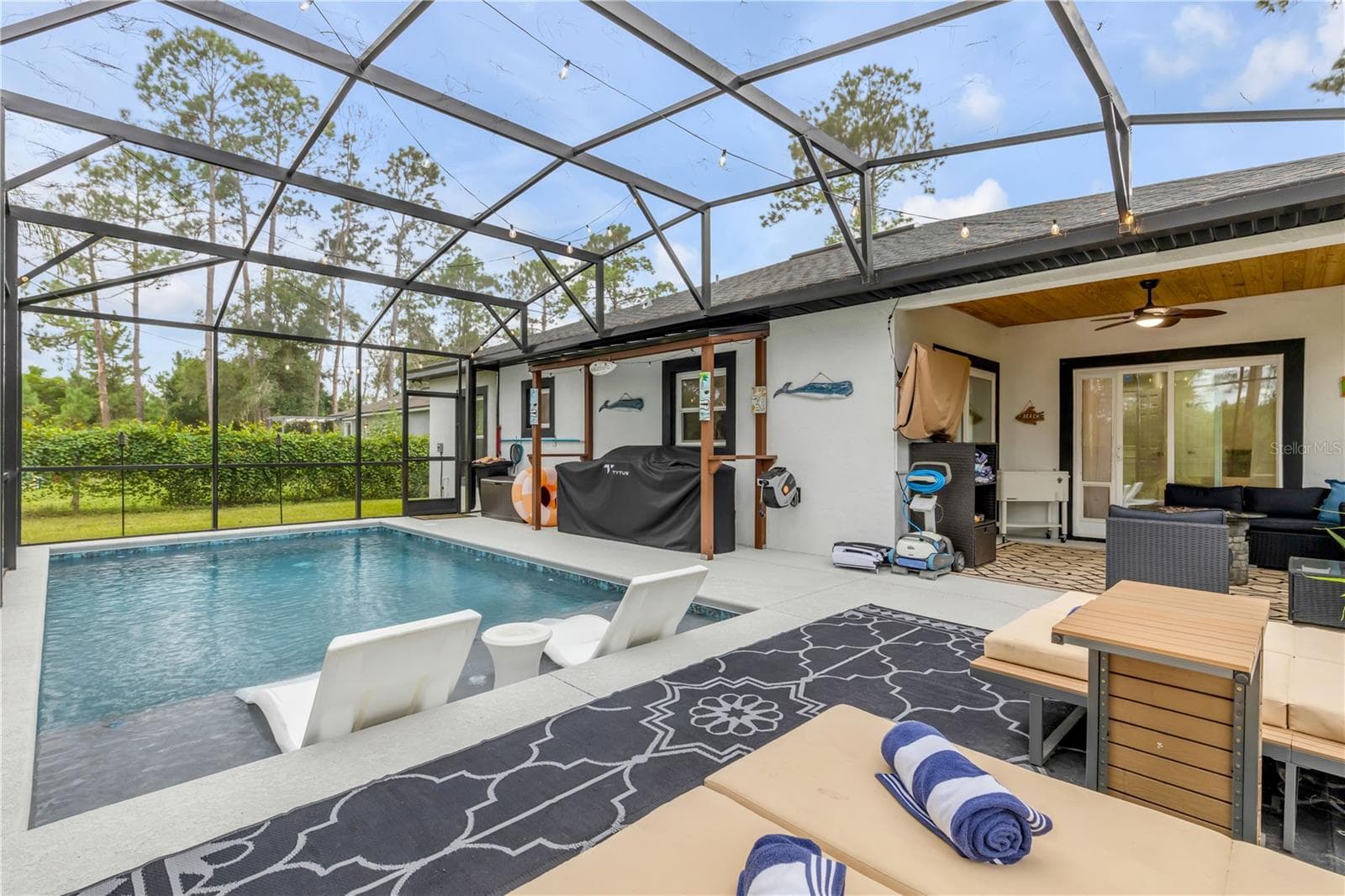 Single Family Residence at 925 11TH AVE, DELAND, photo 44 of 59