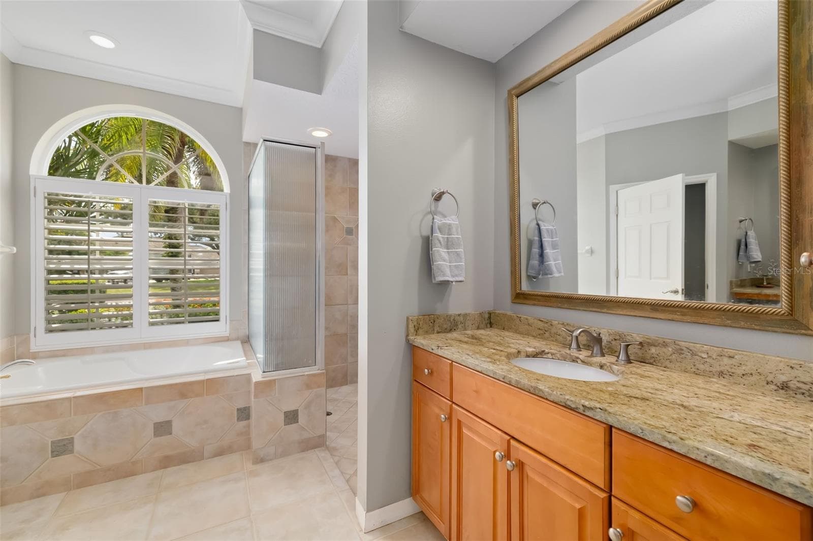 Single Family Residence at 12223 SUMMER MEADOW DR, LAKEWOOD RANCH, photo 28 of 66