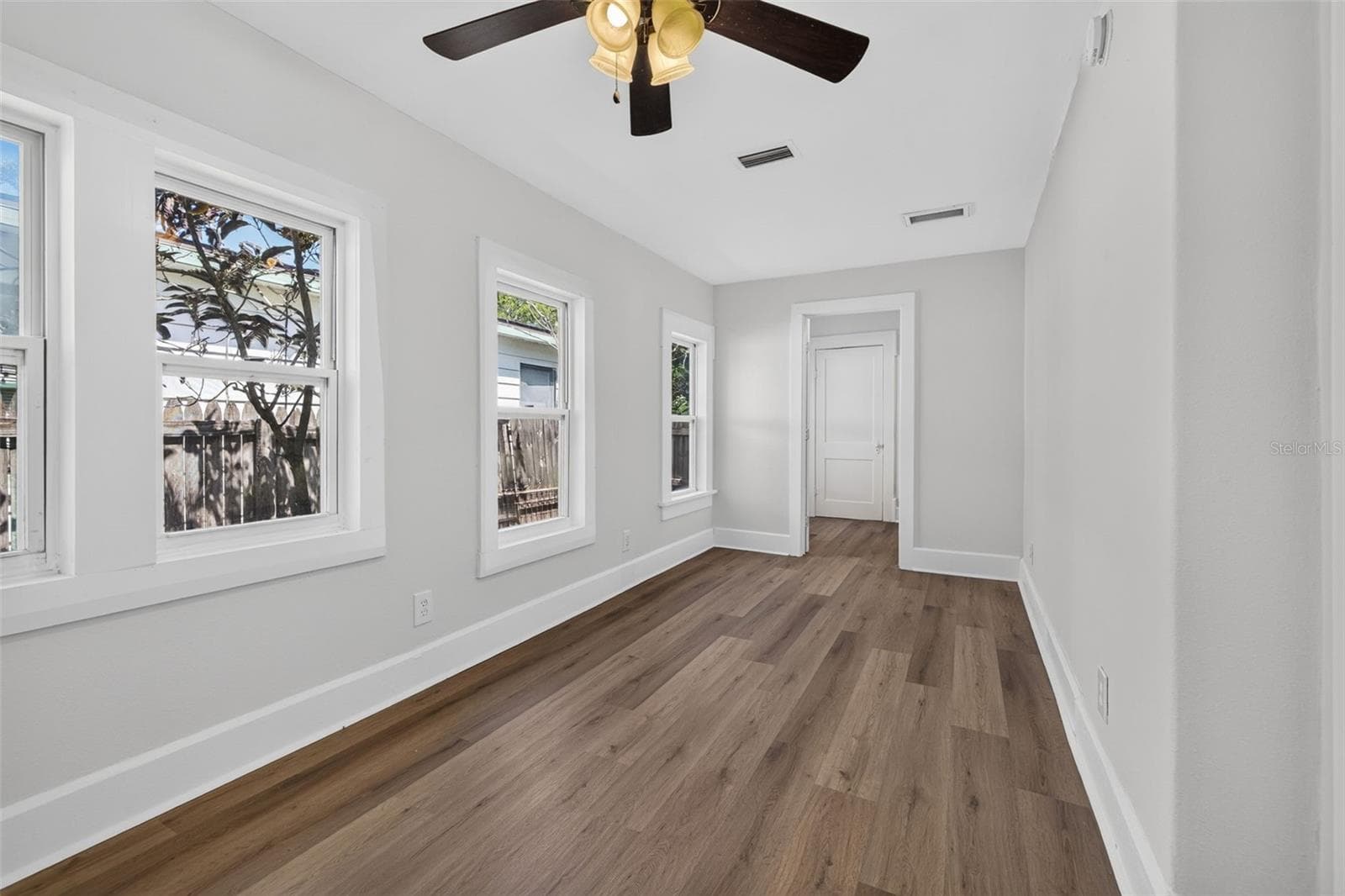 Single Family Residence at 3134 17TH ST N, ST PETERSBURG, photo 7 of 17