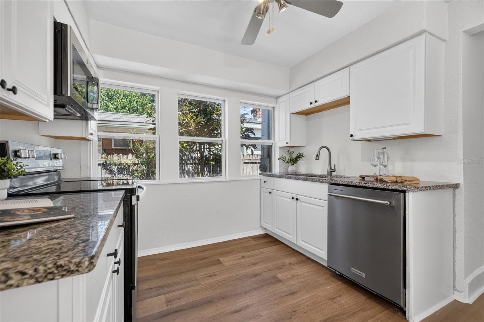 Single Family Residence at 3134 17TH ST N, ST PETERSBURG, photo 15 of 17